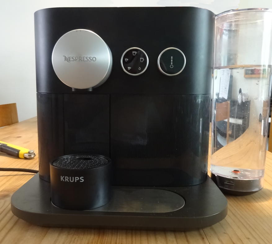 kom tot rust Gevlekt Weg Repareer de Nespresso Expert XN6008/6018 – Valentijn Sessink